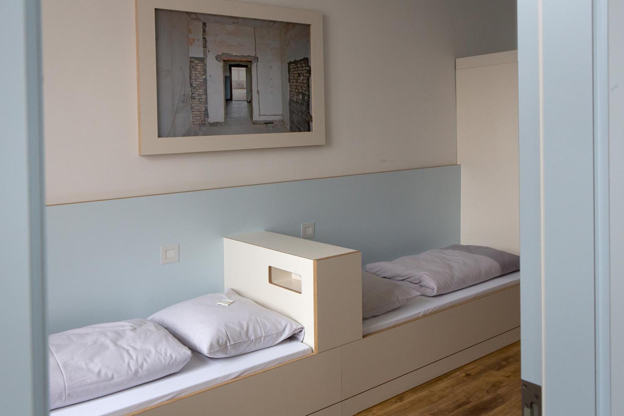 Double Room,1659498944:JPEG